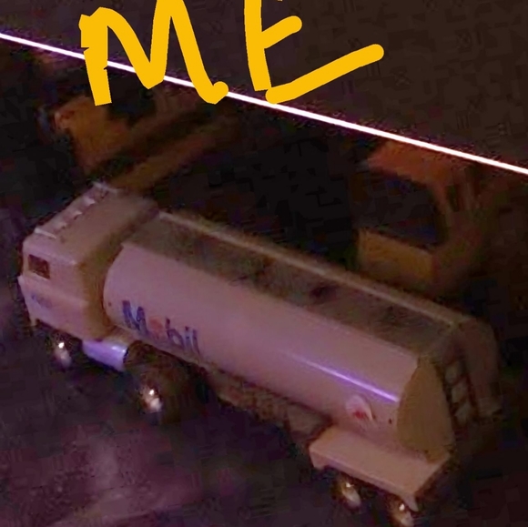 Meet your Posher - Picture 2 of 2